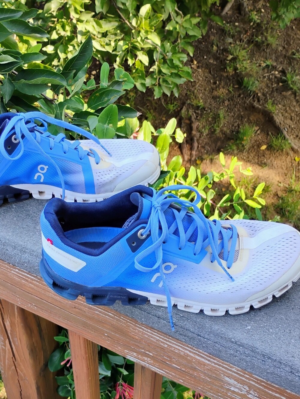 On Cloudflow Marina Blue White Running Shoes Gorpcore Sporty Athleisure - 8.5 - Picture 11 of 15